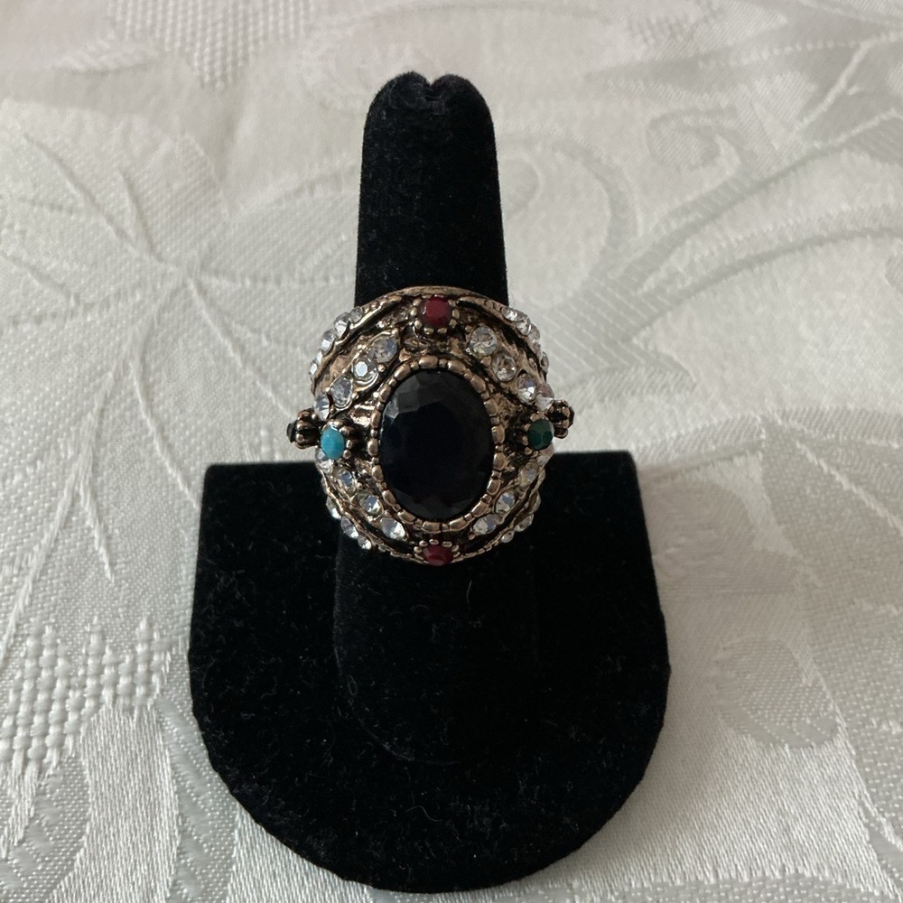 Black Statement Antique Gold Ring